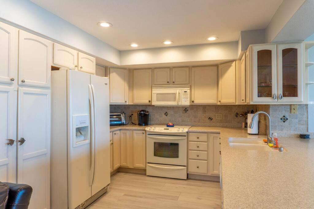 Amazing Water Front View Home Newly Renovated 3Bd 2Bth Clearwater Beach Eksteriør billede