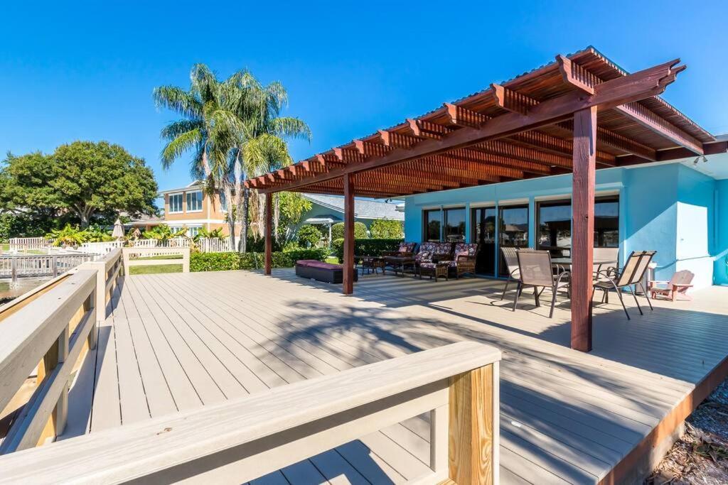 Amazing Water Front View Home Newly Renovated 3Bd 2Bth Clearwater Beach Eksteriør billede