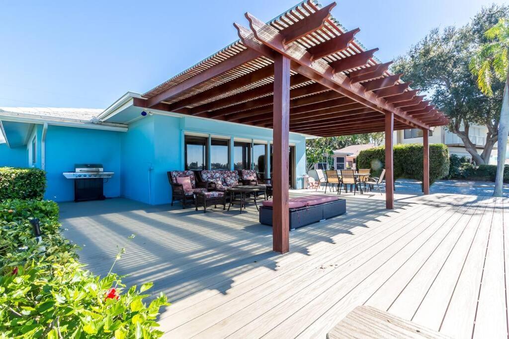 Amazing Water Front View Home Newly Renovated 3Bd 2Bth Clearwater Beach Eksteriør billede
